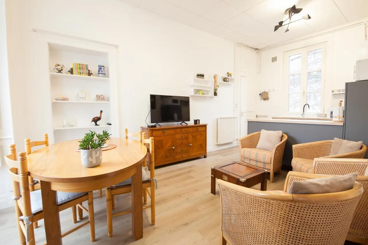 Le Joffre - Sur Le Port - Wifi Apartment Vannes
