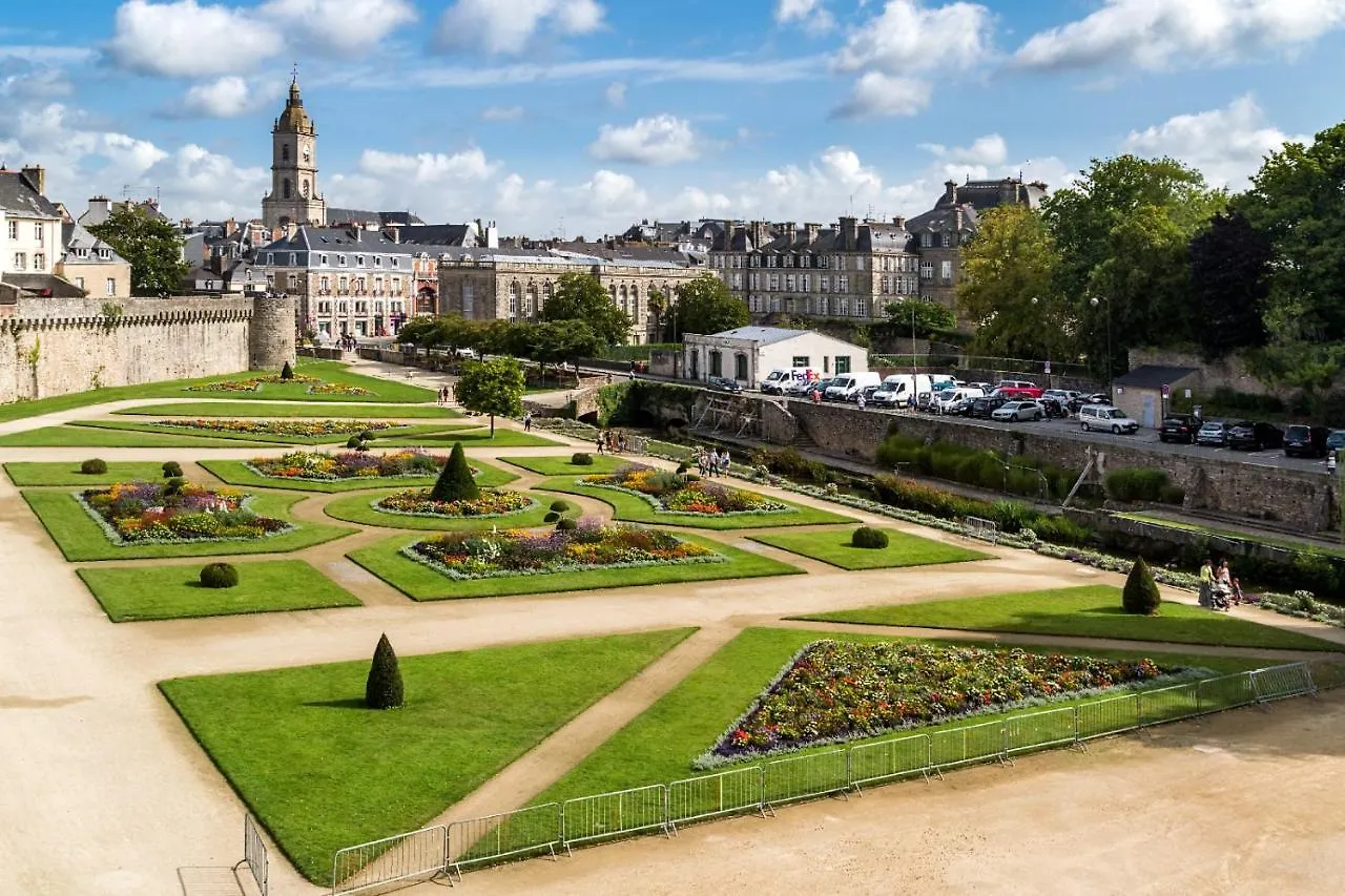 Le Joffre - Sur Le Port - Wifi Apartment Vannes